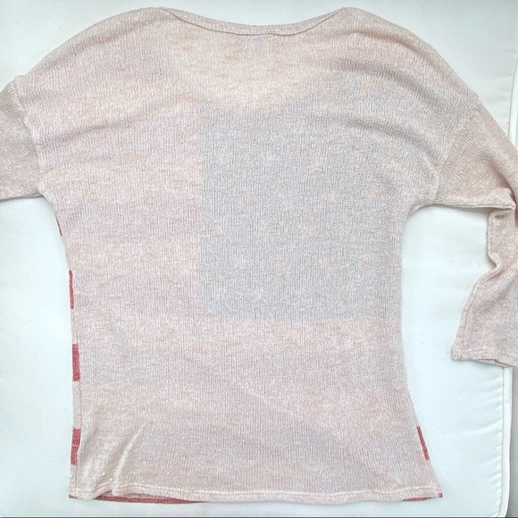 Charming Charlie American 🇺🇸 Flag Lightweight Sweater - Picture 3 of 7